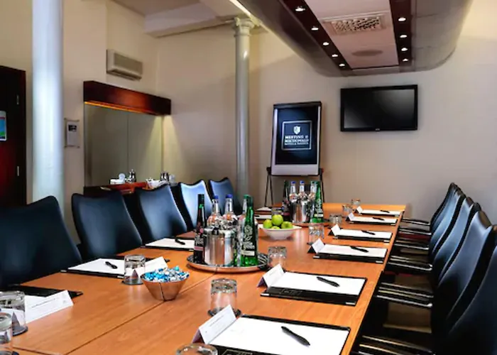 The Townhouse Ξενοδοχείο 4*