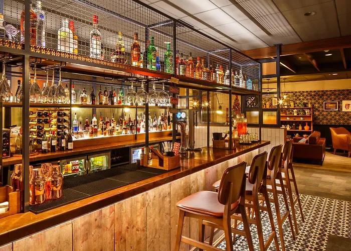 Hotel Ibis Centre 96 Portland Street 3*