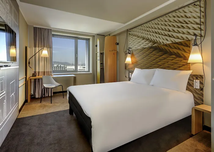 Hotel Ibis Centre Princess Street 3*