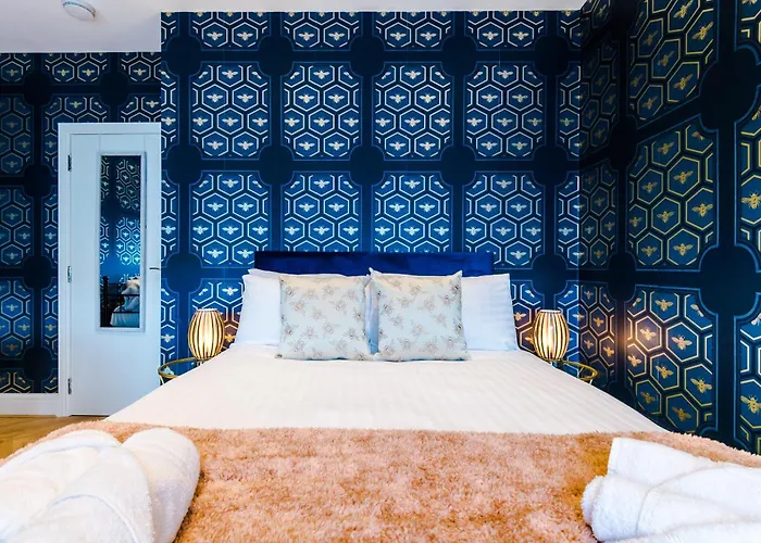 Stunning 5bed 3bath House, Parking, Feriehus Manchester