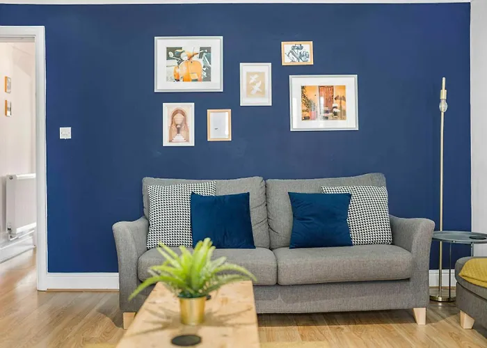 Guestready - Charming Retreat In Trafford بيت ضيافة