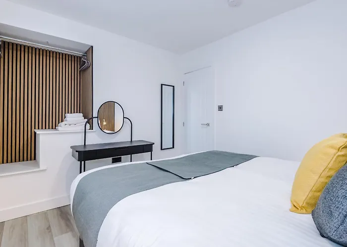 Minutes To The Coop Live Arena & Etihad Stadium - Free Parking W Ev Charger *