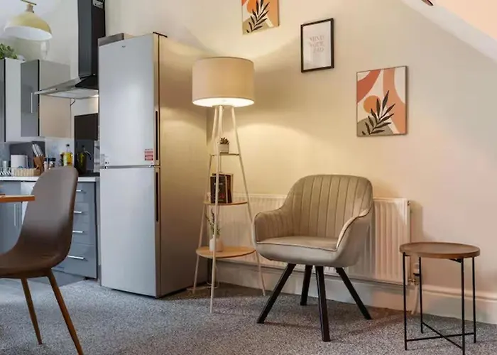 Dom wakacyjny Stylish 3-bedroom 14mins To Co-op Live Arena