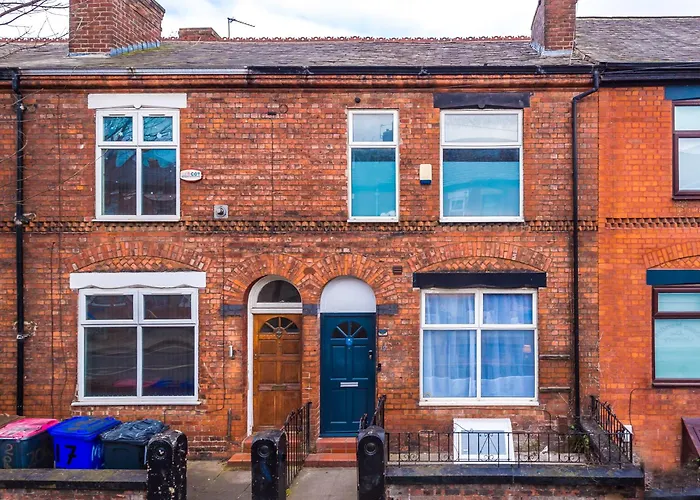 Stunning 5bed 3bath House, Parking, * Manchester