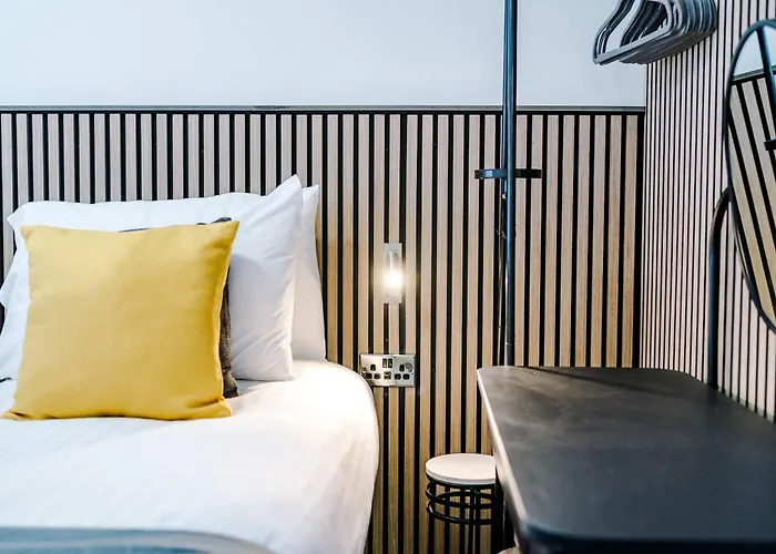 Minutes To The Coop Live Arena & Etihad Stadium - Free Parking W Ev Charger *