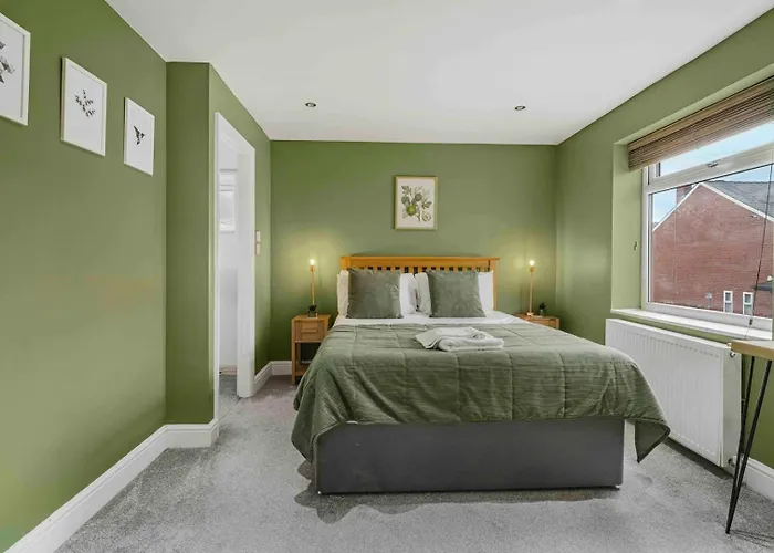 Guestready - Charming Retreat In Trafford بيت ضيافة مانشستر