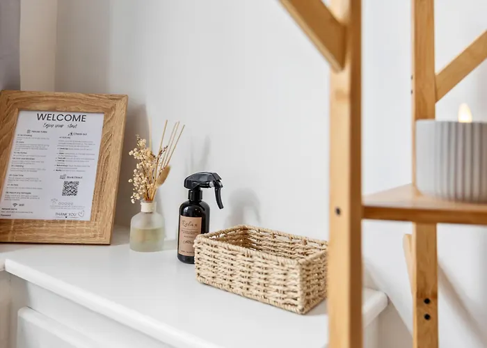 Сasa de vacaciones Cosy Stylish 5-bed 3-bath, With Free Wi-fi, Garden And Parking *