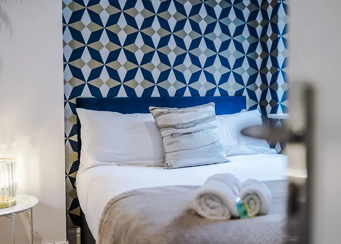 Feriehus Stunning 5bed 3bath House, Parking, Manchester