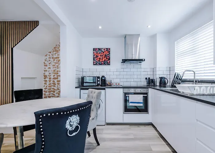 Minutes To The Coop Live Arena & Etihad Stadium - Free Parking W Ev Charger Manchester