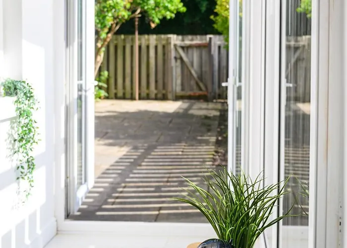 Bright And Cosy 3-bedroom Near - Free Parking - Sleeps 6 Tatil Evi Manchester