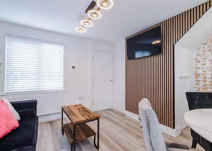 Tatil Evi Minutes To The Coop Live Arena & Etihad Stadium - Free Parking W Ev Charger *