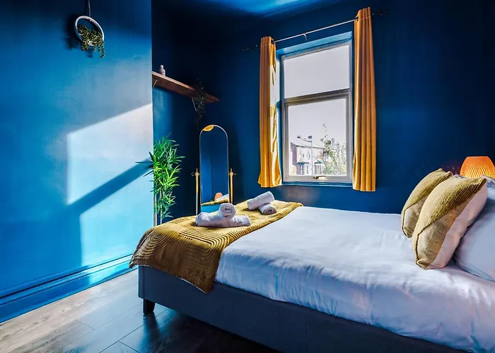 Holiday home Spacious 4br With 3 Baths, *