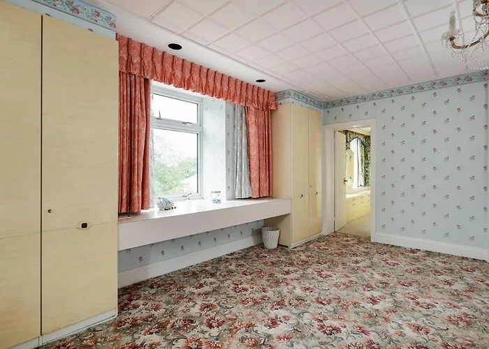 Beautiful 'mayfield' With Private Pool! Feriehus Manchester