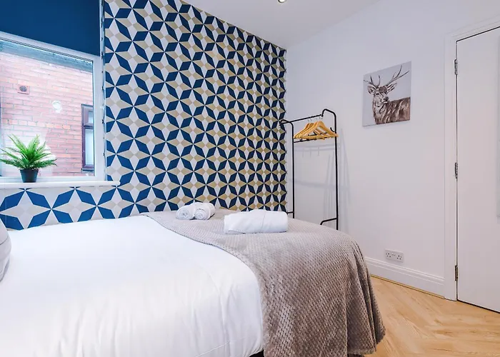 Feriehus Stunning 5bed 3bath House, Parking, Manchester