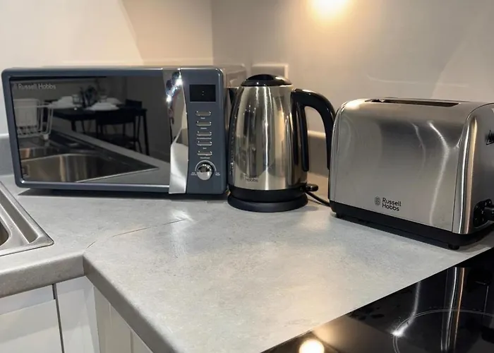 Elegant Near Stadium Free Parking Apartment *