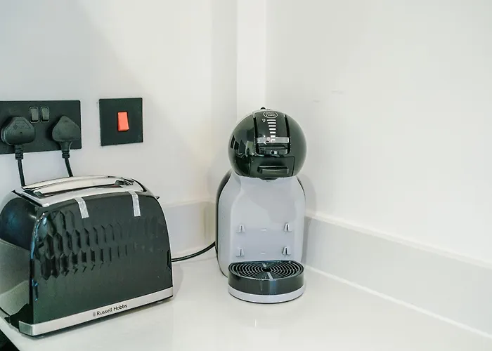 아파트 Stylish 1bed Fast Wi-fi Easy Access To *