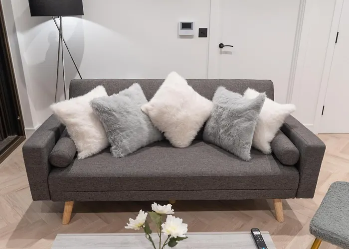 2 Bed Apartment, In The Heart Of Centre! 7 Mins Walk From Piccadilly Station! Lejlighed Manchester