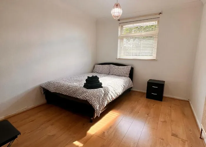 Stylish To Rent 100m From The Etihad And Coop Live * Mánchester