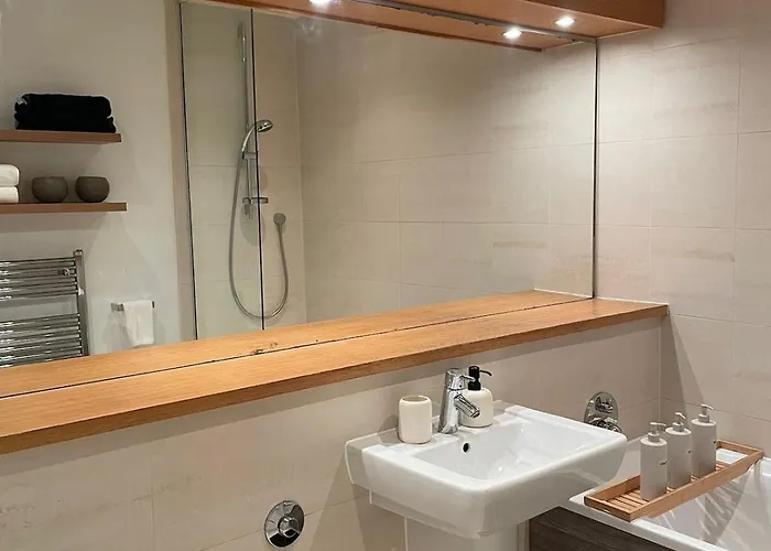 Stunning Centre Flat With A Terrace *