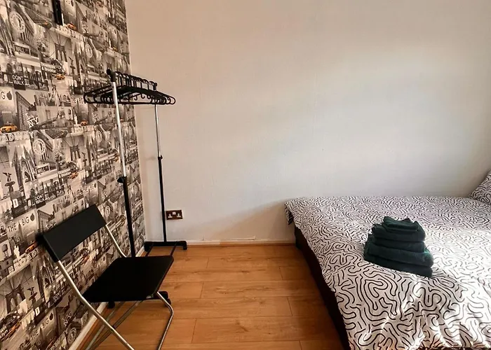 Appartement Stylish To Rent 100m From The Etihad And Coop Live *