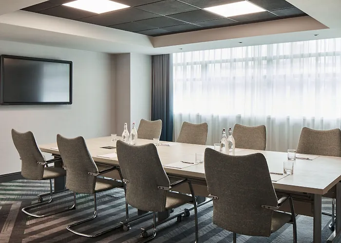 Marriott Piccadilly Hotel 4*