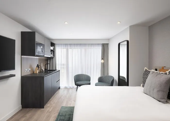 By Marriott Piccadilly Manchester