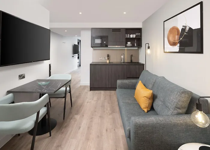 By Marriott Piccadilly