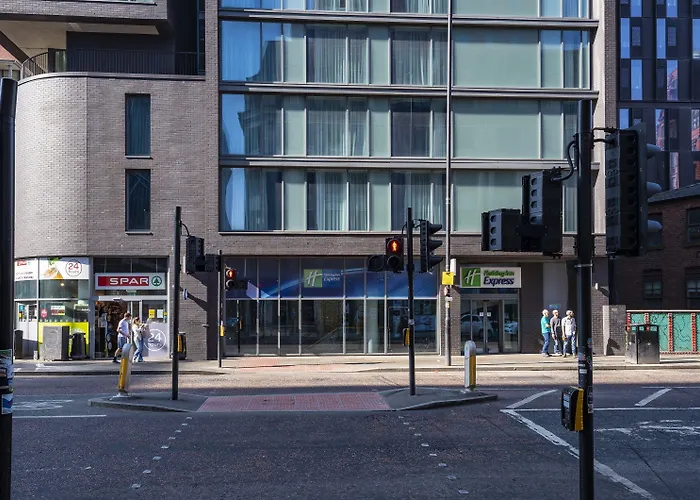 Hotel Express Centre By Ihg Manchester