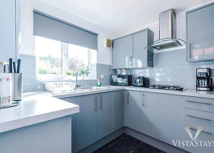 Cosy 3bdr House By Vista Short Lets & Serviced With Ps4 And Parking 曼彻斯特