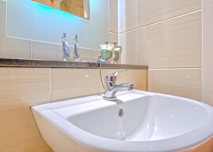 فندق Airport By Dancenter