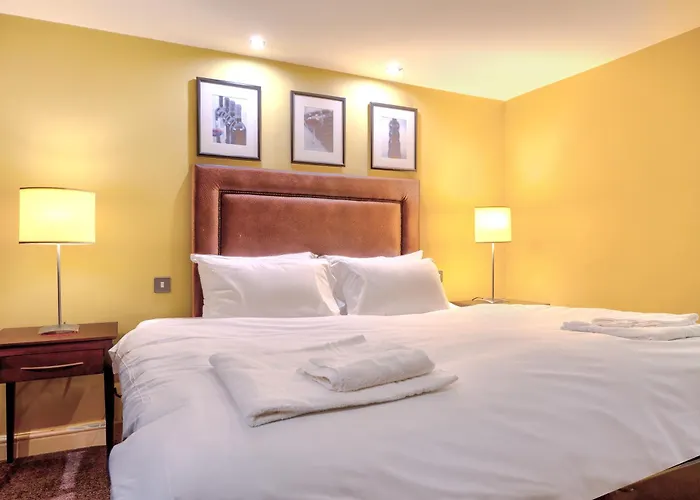 فندق Airport By Dancenter 4*