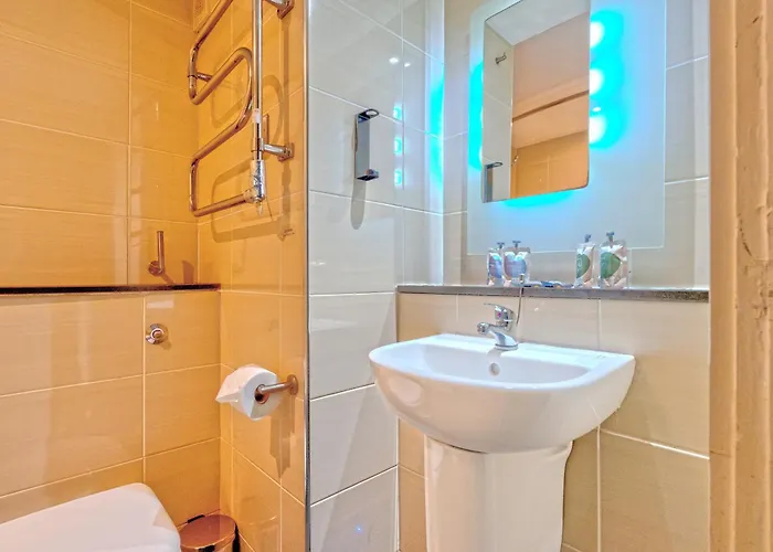 Airport By Dancenter فندق 4*