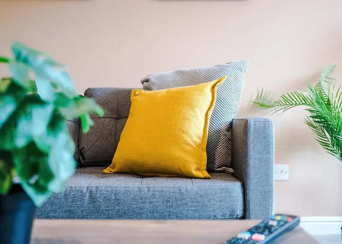 Ferienhaus Modern 3 Bedroom - Driveway Parking For 2 Vehicles, Close To Centre Manchester