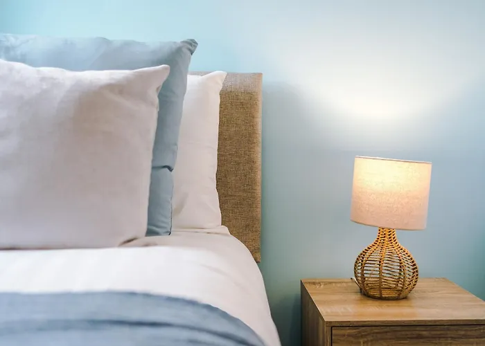 別荘 Modern 3 Bedroom - Driveway Parking For 2 Vehicles, Close To Centre