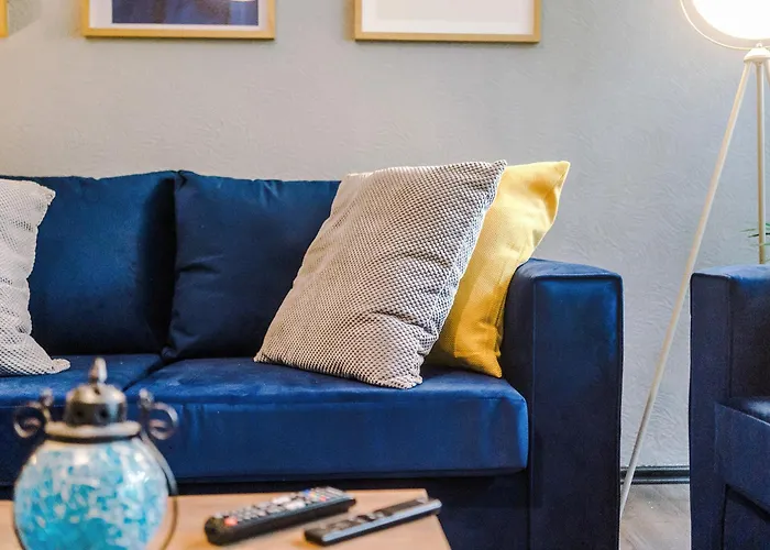 Stylish - 5g Wifi - Free Off-road Parking - Sleeps 7 * Manchester