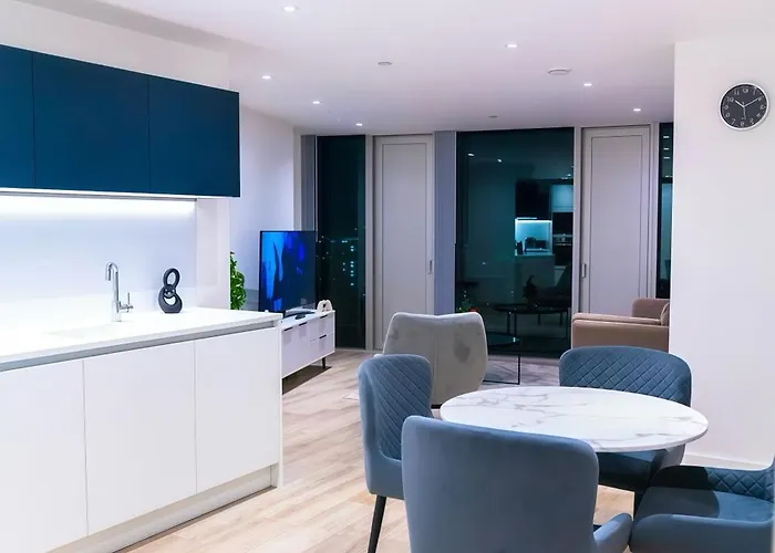 Modern 2 Bed Penthouse With Stunning Views In Center Apartamento Mánchester