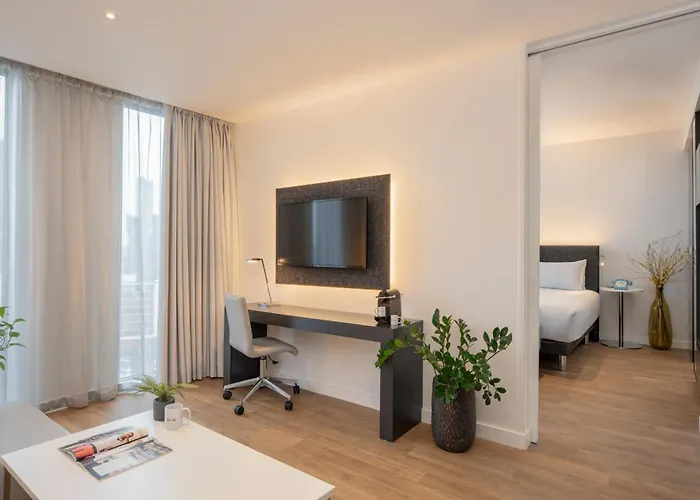 فندق Innside By Melia 4*