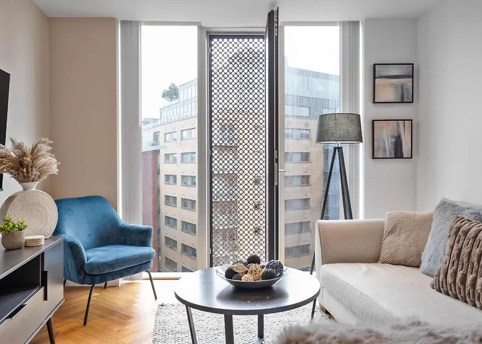 Seraphine - Luxury 1br *