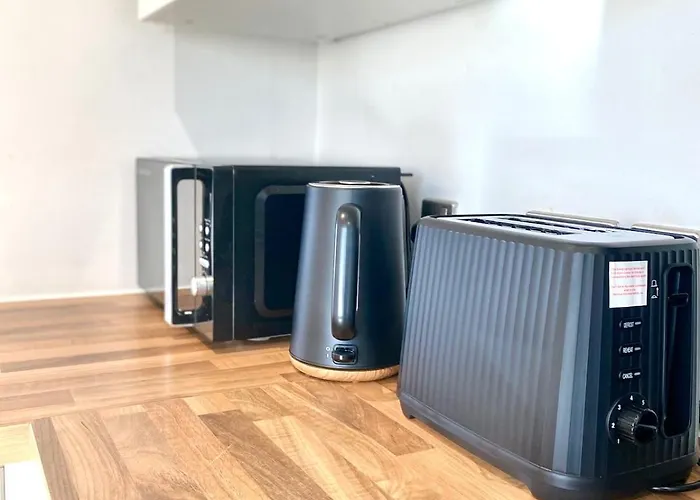 Lux Stylish 2 Bed High Rise With Parking And Balcony Apartament *