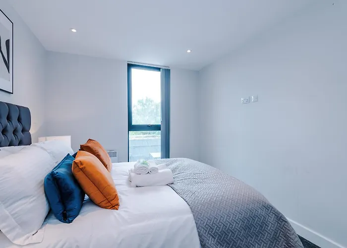 Stylish 1-bed Fast Wi-fi Easy Access To