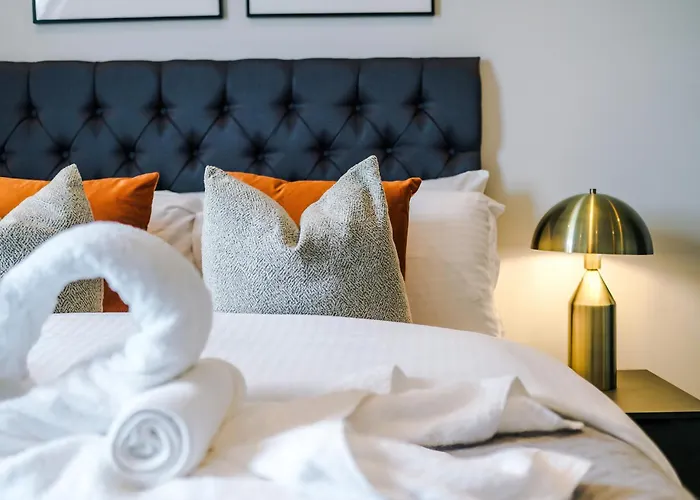 아파트 Modern 2br Parking Great Location & Amenities 맨체스터