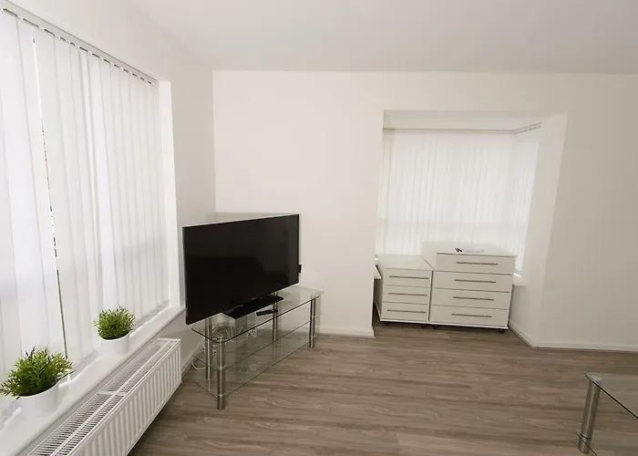 Riverside Villas * Manchester