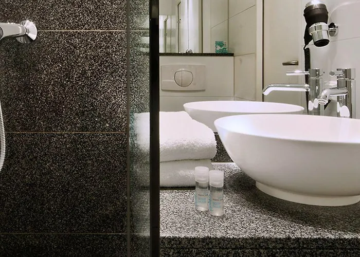 Hotel One Manchester-royal Exchange 3*