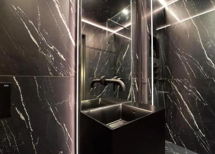 아파트 Noir By The Heim *