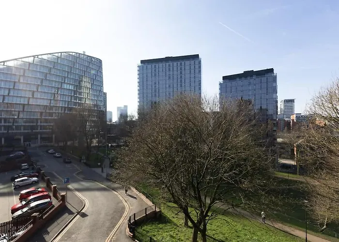 Appartamento Park View 3 Bed Ensuite Only 5 Min Walk To Arndale