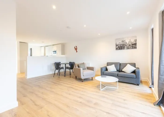 Joyful Management - A Mordern Semi-detached House With 3 Bedroom 펜션 맨체스터