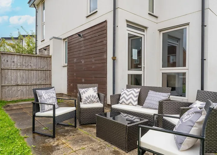 Feriehus Contractor Near Etihad Stadium & Co-op Live With Free Parking