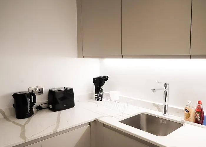 2br In The Heart Of *