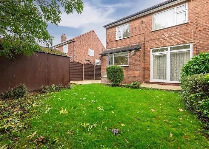 4 Bedroom In Northenden By Superhost Mánchester