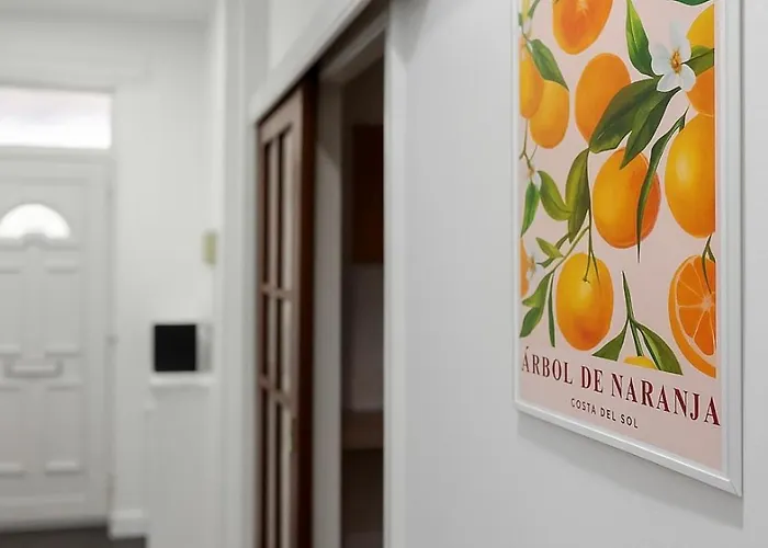 Modern 3-bed Townhouse Centre Free Parking *